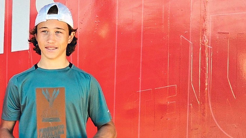 Guillamet aixeca la Copa Catalunya