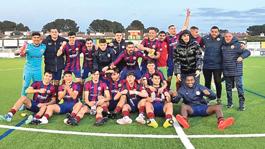 El Bases Rosa punxa i l'Escala B ho aprofita