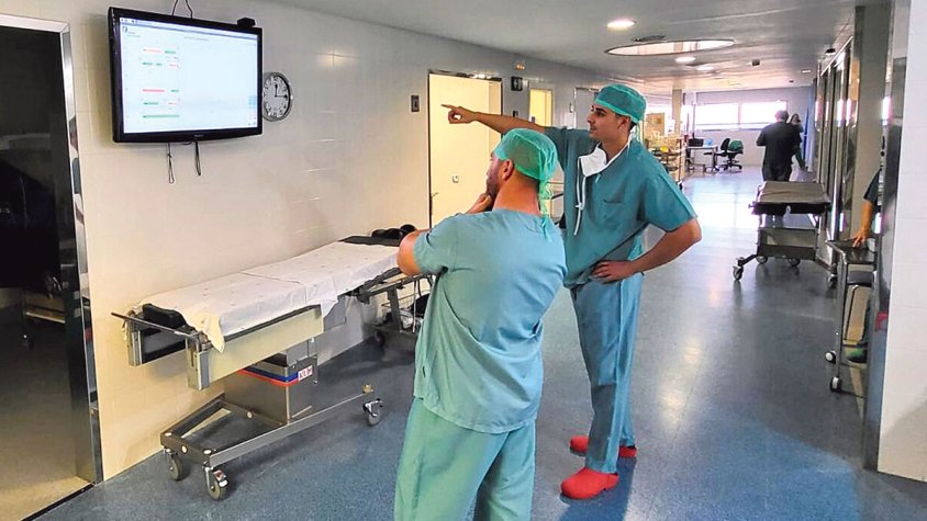 Els familiars poden seguir operacions  a temps real