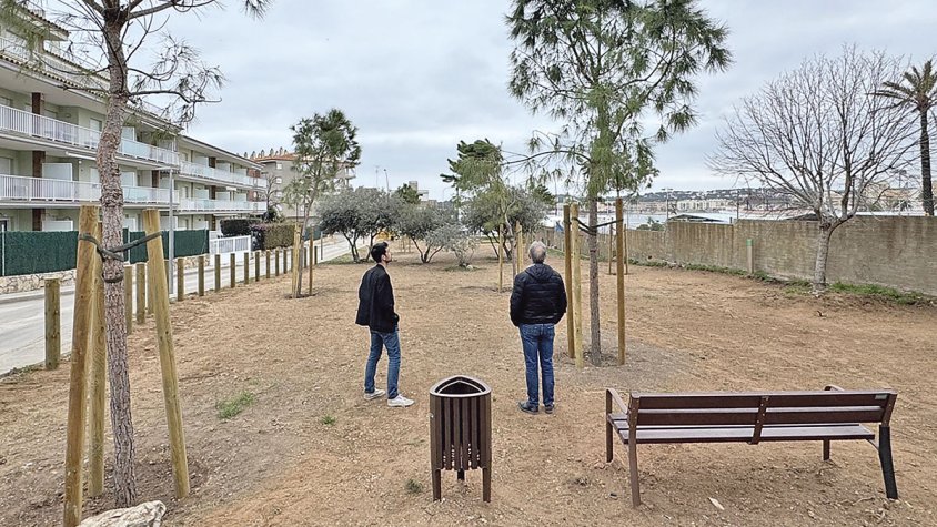Nou refugi climàtic al camí Ample