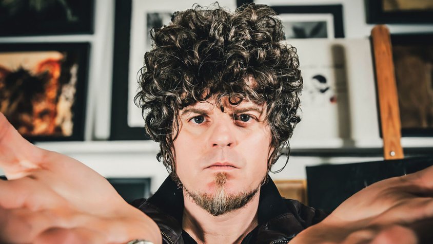 Joanjo Bosk retorna més acústic amb ‘Fàcil’