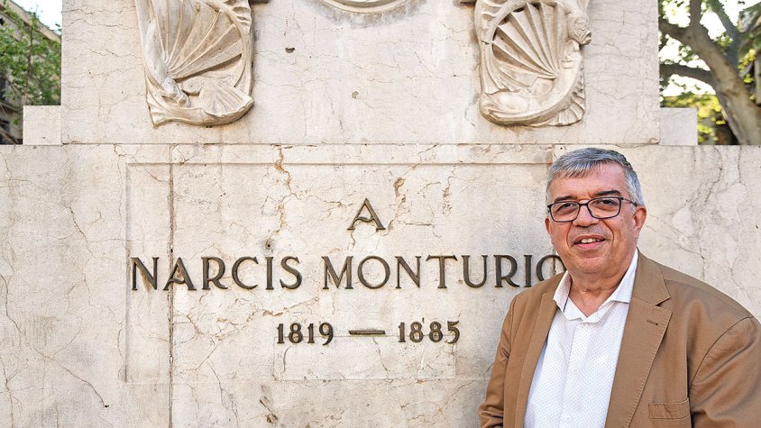 Josep Maria Bernils: «Hi ha referències dels gegants de Figueres des del segle XVII»