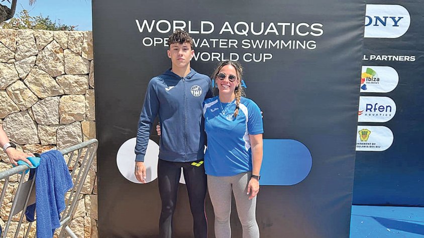 Oliver destaca en aigües obertes