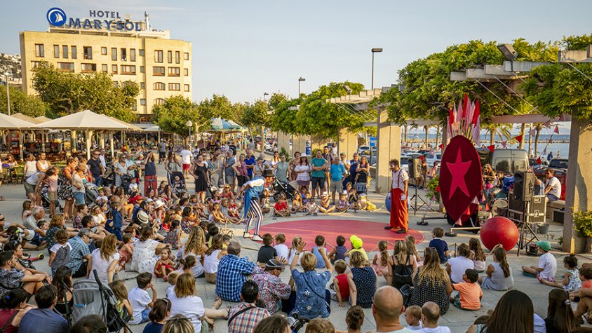 Roses impulsa tallers participatius per redissenyar el turisme familiar