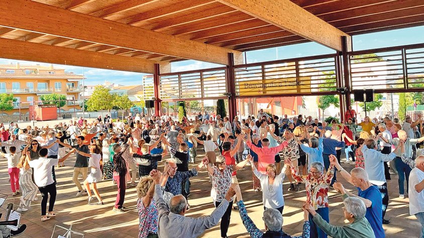 Mig segle tirant curts i llargs