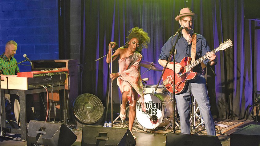 Figueres batega a ritme de jazz