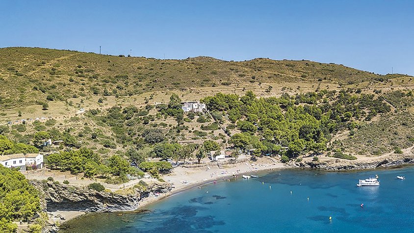 Roses contracta un nou servei d’abalisament per a les zones de bany de les platges