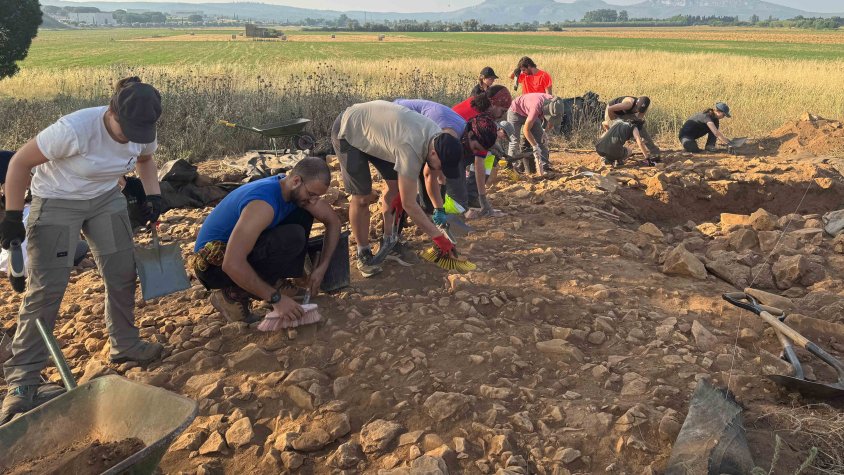 L’equip d’investigació del grup GRAMPO-SAPPO a Vilanera