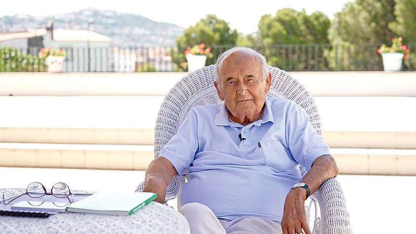 José Moyano, reconegut amb la Dracma de Plata