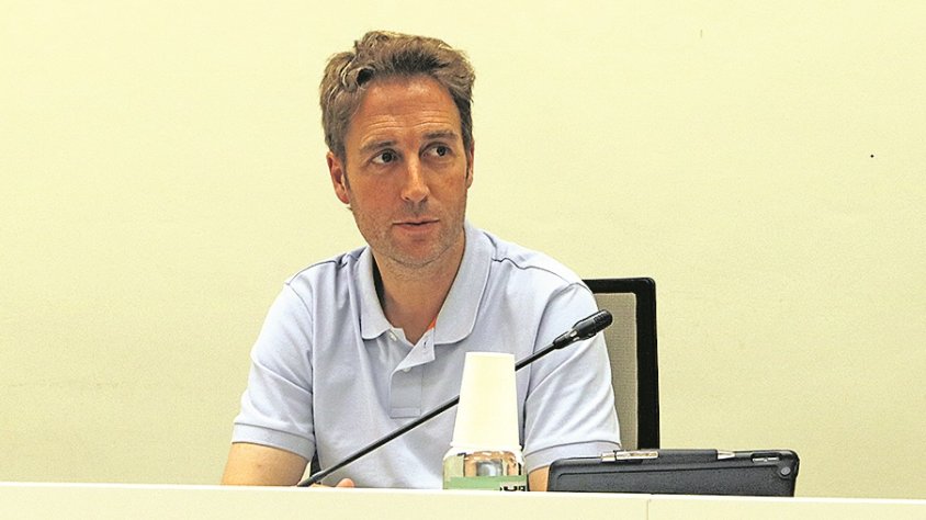 «La gent de fora que no suma s’ha d’aprofitar dels serveis quan no hi han contribuït mai?»