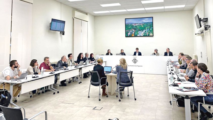 La Guàrdia Urbana començarà a fer servir pistoles elèctriques a finals d’aquest 2025