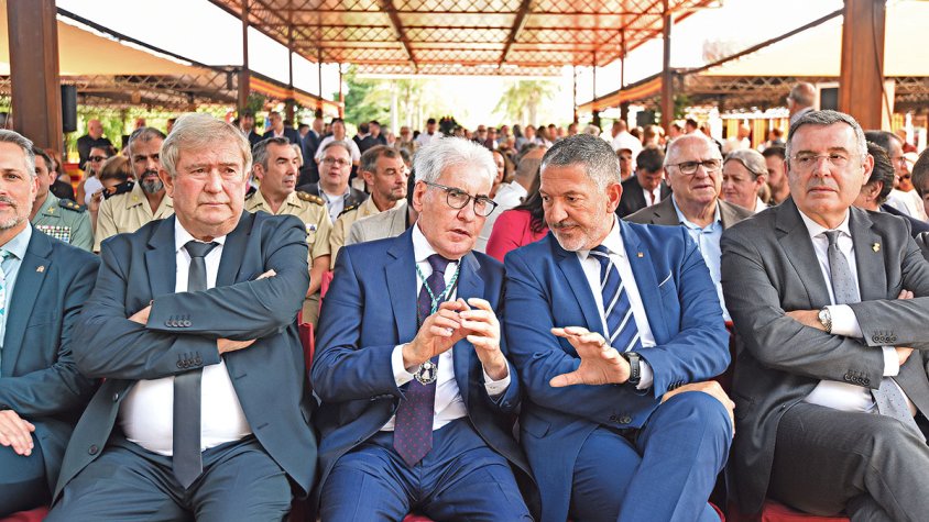 El sector turístic reunit a Biart rebutja la nova llei del tabac i lamenta l’absentisme