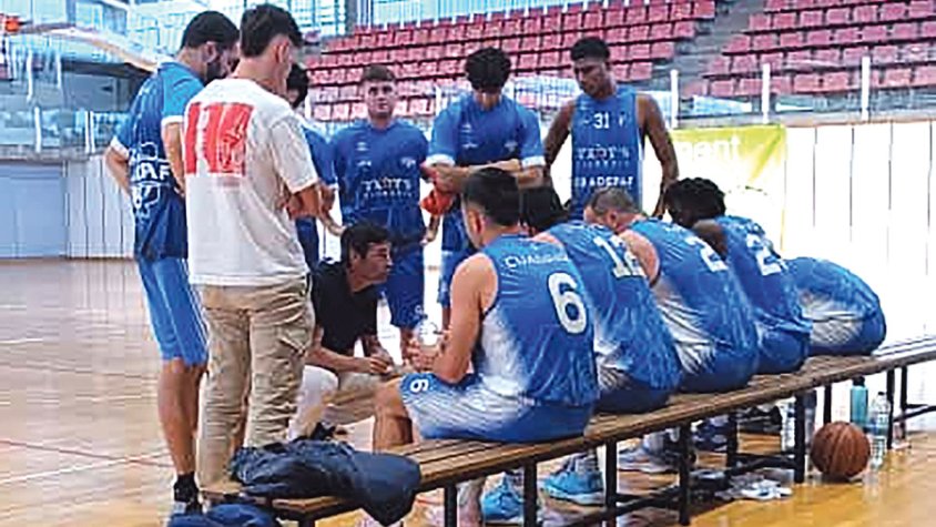 L’Adepaf-Txots es desinfla a casa