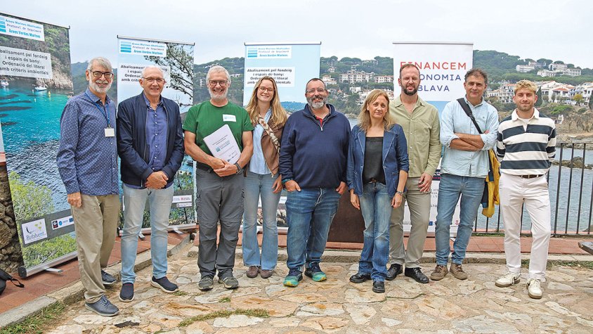 Els camps de boies, aliats de la flora i la fauna
