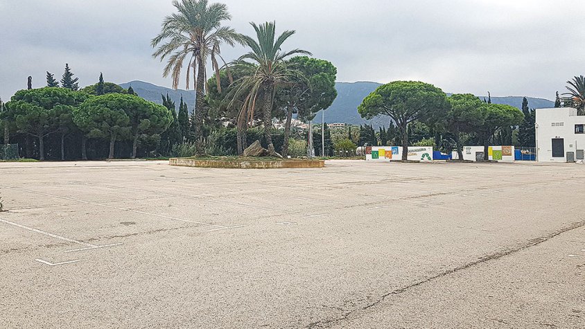 Llançà instal·larà els serveis per a autocaravanes al port