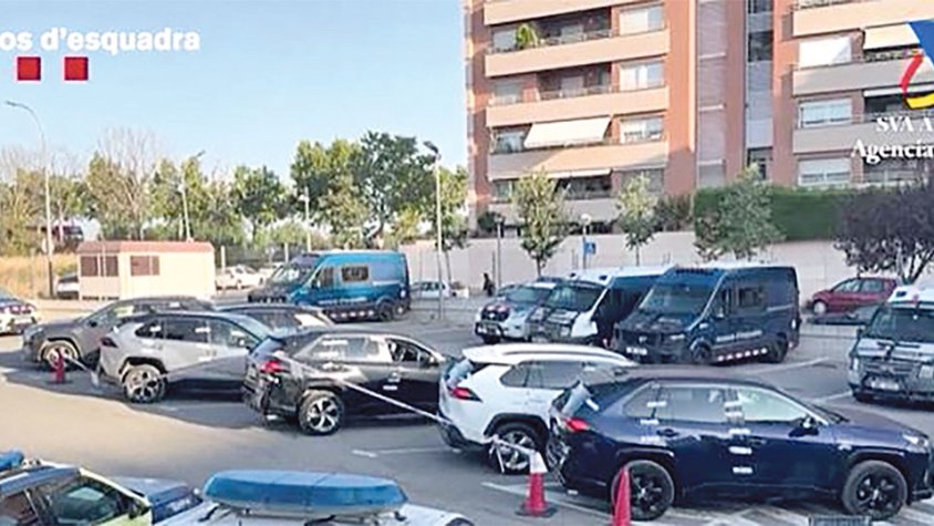 Un SUV robat a Roses a punt d’arribar Gàmbia il·lícitament