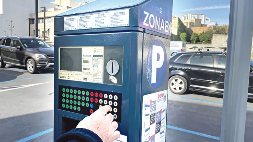 L’Escala aprova els plecs del nou contracte de la zona blava