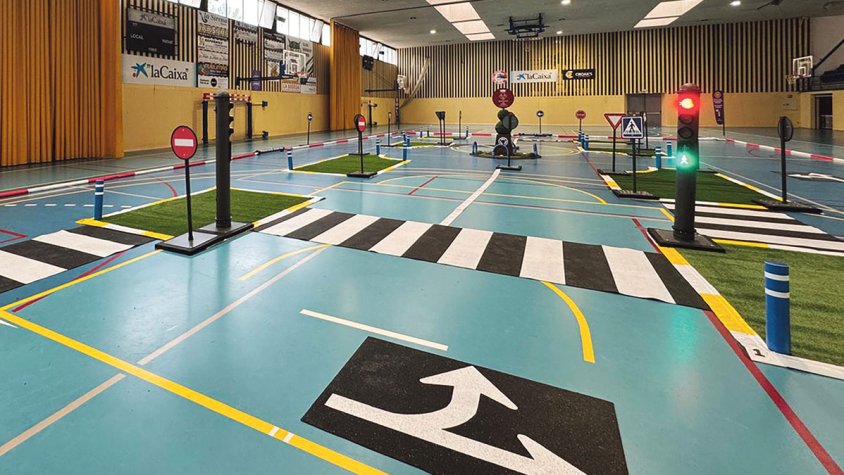 Roses estrena un circuit mòbil d’educació viària