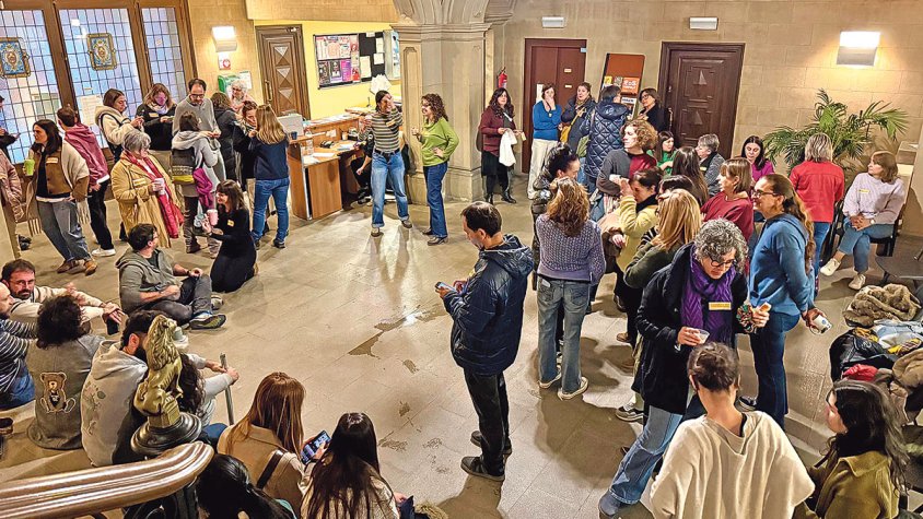 Aproven un calendari de mobilitzacions progressives