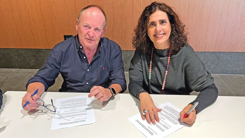 El síndic municipal de l'Escala renova el conveni amb Agbar