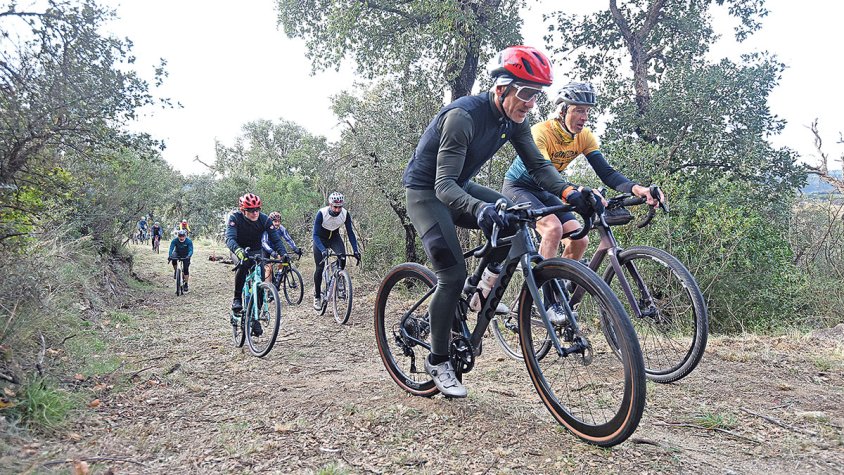 El gravel pedala des de la Jonquera