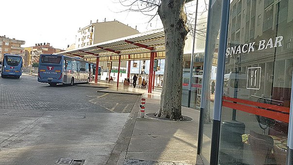 L’estació de busos del carrer Joan Reglà es traslladarà al final del carrer Progrés