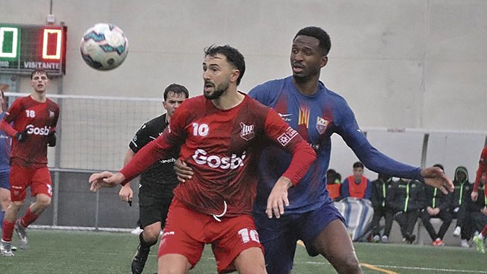 El Figueres aguditza la crisi i cau en descens