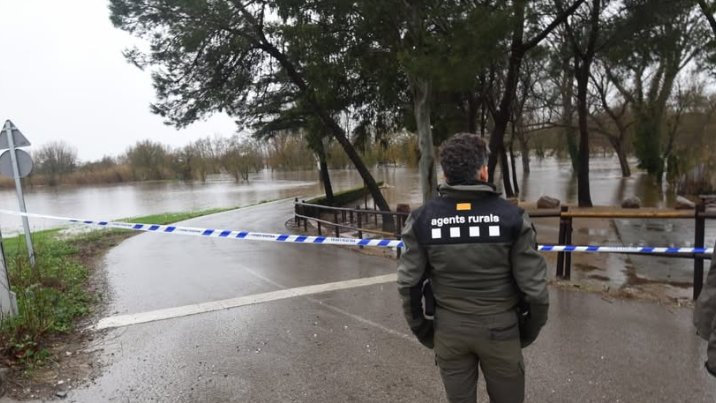 Servei aturat de rodalies i algunes carreteres tallades