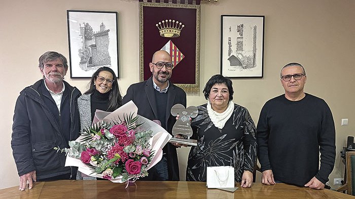 Modesta Suñer, la icònica administrativa municipal de Peralada es jubila