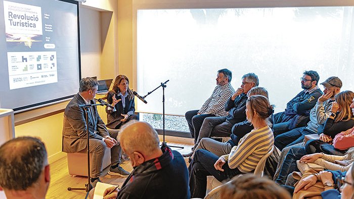 El sector turístic de Roses alerta sobre el decret dels HUT