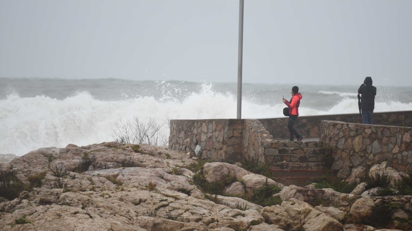 Activen l'alerta per ventades a la meitat nord del país per aquest diumenge