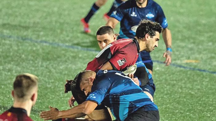 Els Rucs cedeixen al feu del líder