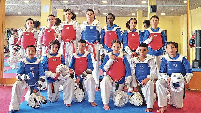 Pluja de medalles locals al català infantil