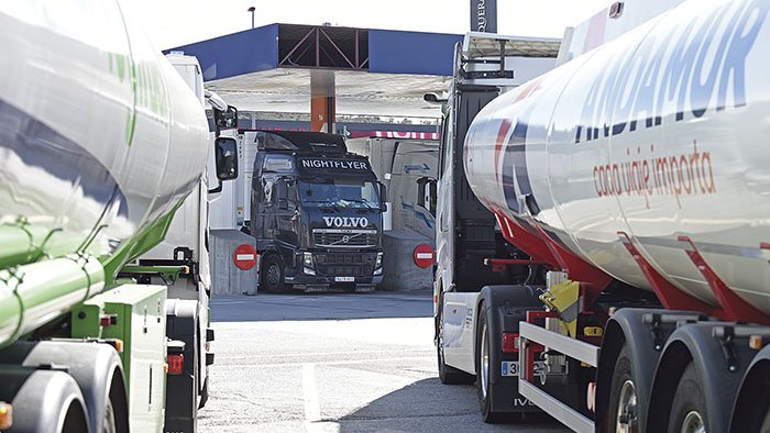 L’efecte Iran a l’Alt Empordà: els camions bloquegen la Jonquera i l’AP-7 pel gasoil