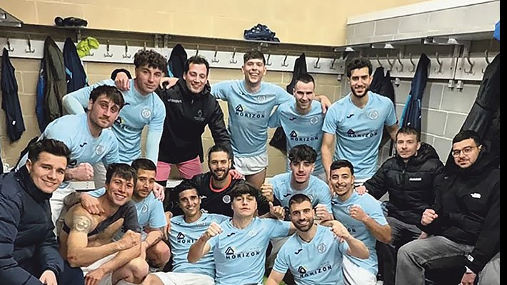 El Roses City B retalla distàncies