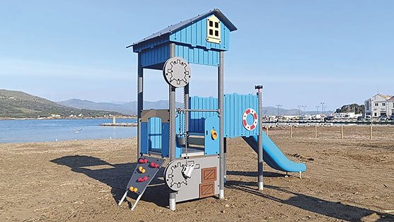 El Port de la Selva estrena el parc infantil de la platja