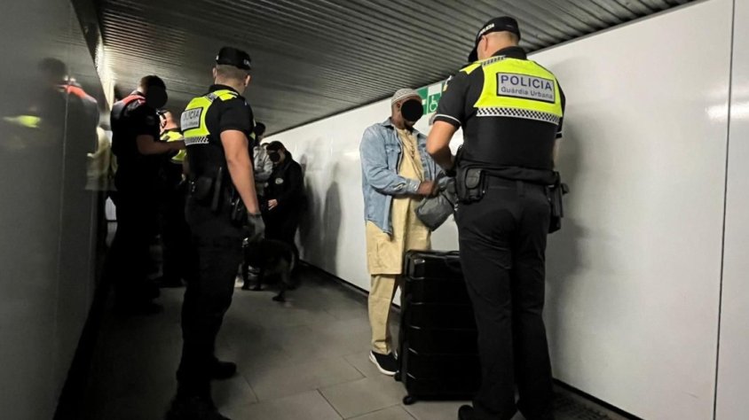 Tres detinguts a Figueres per infringir la llei d'estrangeria en el marc del dispositiu 'Tremall'
