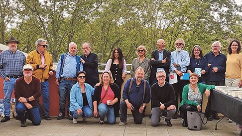 Cal·lígraf presenta el seu Sant Jordi