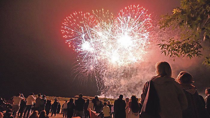 Castell de Focs des de Sant Ferran, un retorn amb menys espectadors ‘in situ’
