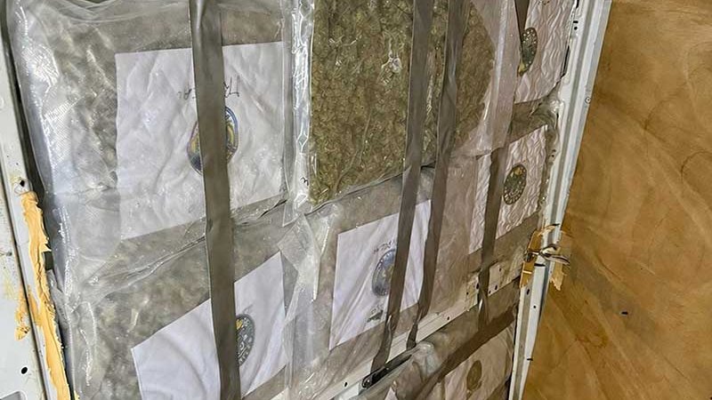 Els enxampen amb més de 73 kg de marihuana amagats en dobles fons d'una furgoneta