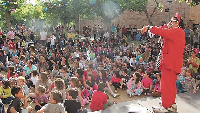 El clown arriba a Vilanova de la Muga per tretzena vegada