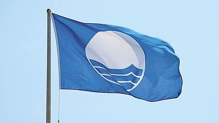Bandera Blava per a tres platges i quatre ports de la comarca