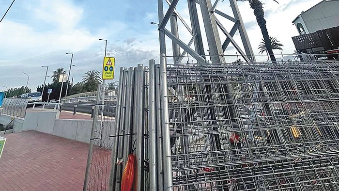 El nou pont del Gran Canal d'Empuriabrava, a la recta final