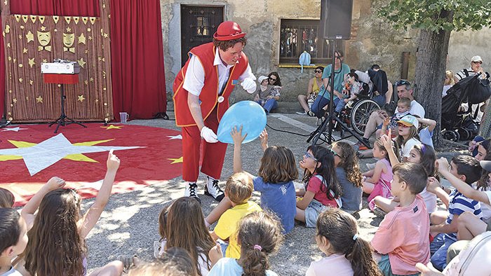 Esclat de rialles al Festival de Pallassos i Pallasses