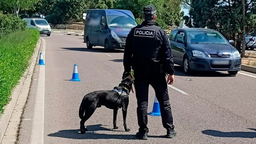 Llançà crea una unitat canina per a la seva Policia Local