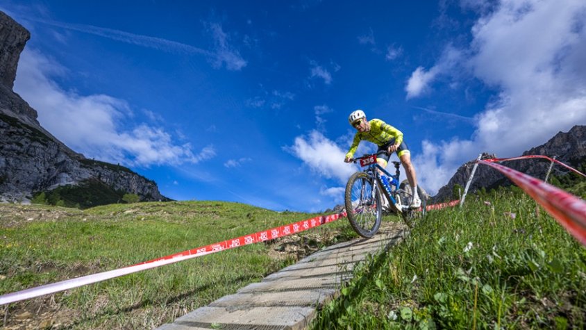 Alexandre Lladó puja al podi a les Dolomites