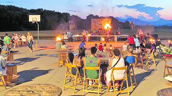 La primera activitat de la Festa de Mas Pau serà la baixada de carretons